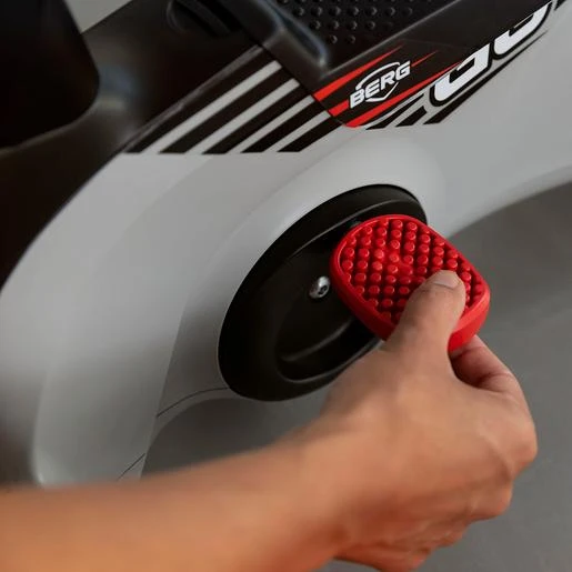 Triciclo 4 Ruedas Berg Go2 SparX Rojo - Imagen 9